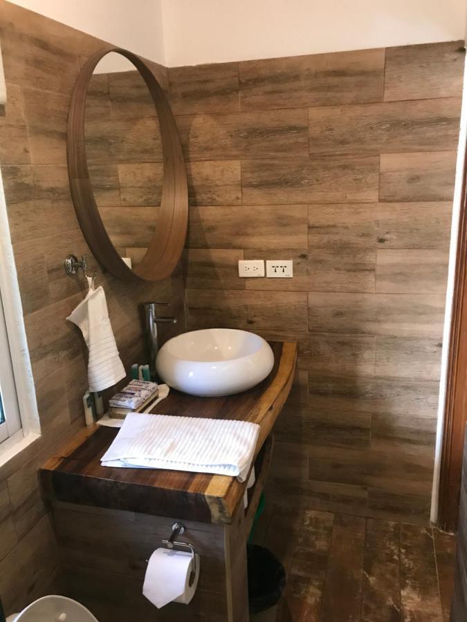 Cozy Oceanfront Villa With Direct Beach Access Las Terrenas Zewnętrze zdjęcie